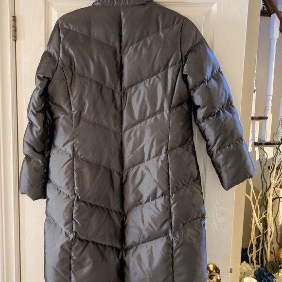 Roots Puffer Coat - Picture 5 of 5